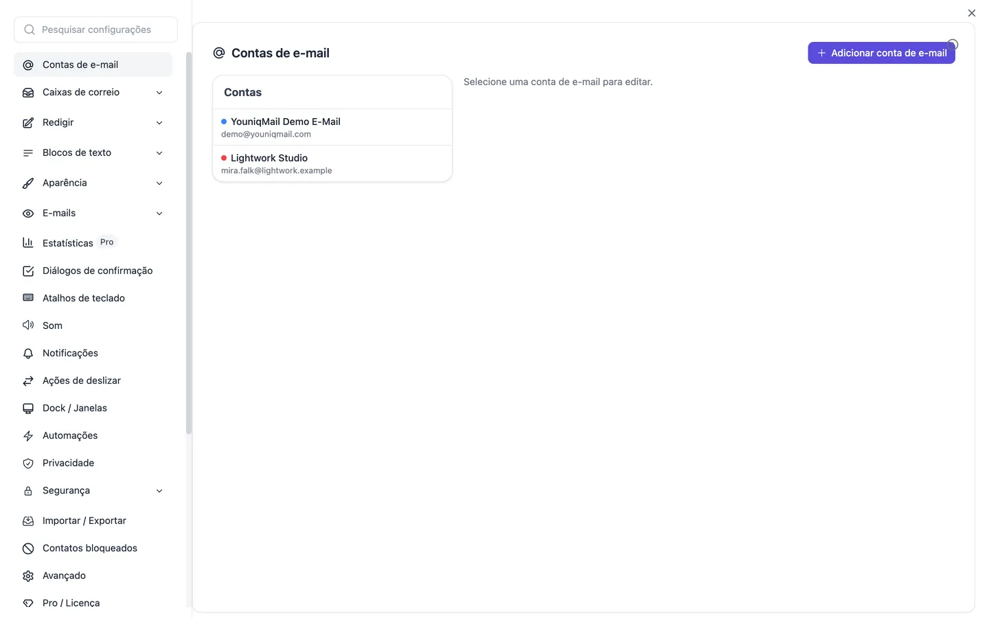 O gerenciamento de contas nas configurações: contas configuradas com nome de exibição e endereço, além do botão para adicionar uma conta